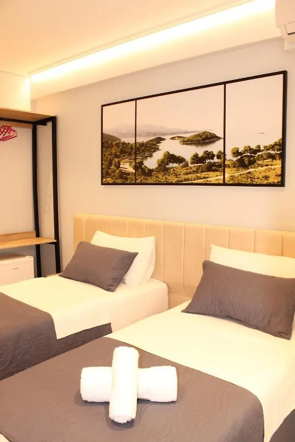 Bebi Hotel And Apartments Sarande 4*,  Albania