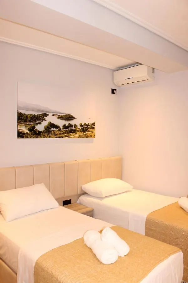 Bebi Hotel And Apartments Sarande