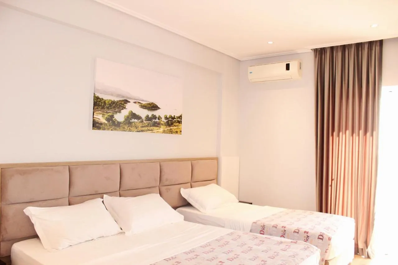 Bebi Hotel And Apartments Sarande