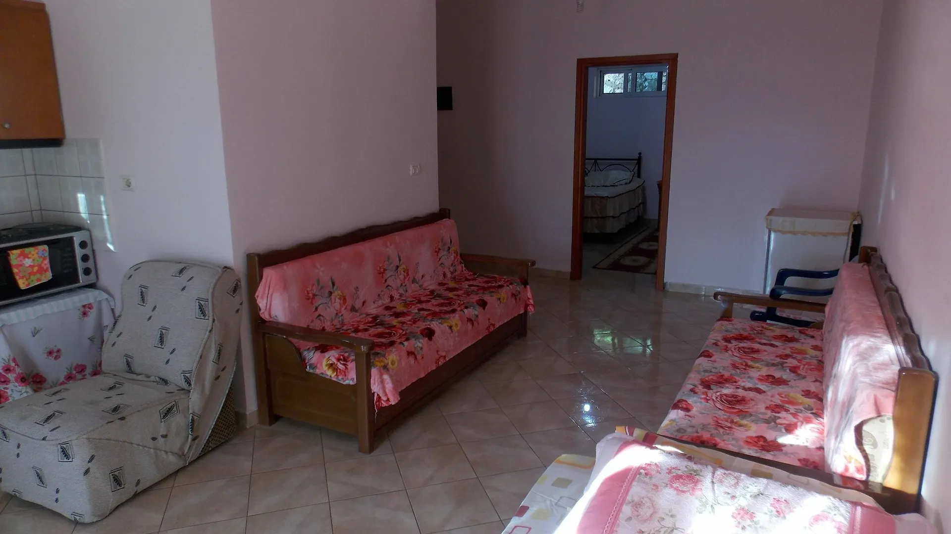 Bebi Hotel And Apartments Sarande 4*,  Albania